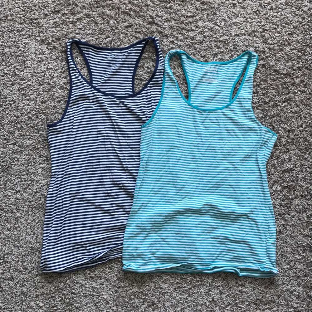 Set of 2 racer back tank tops